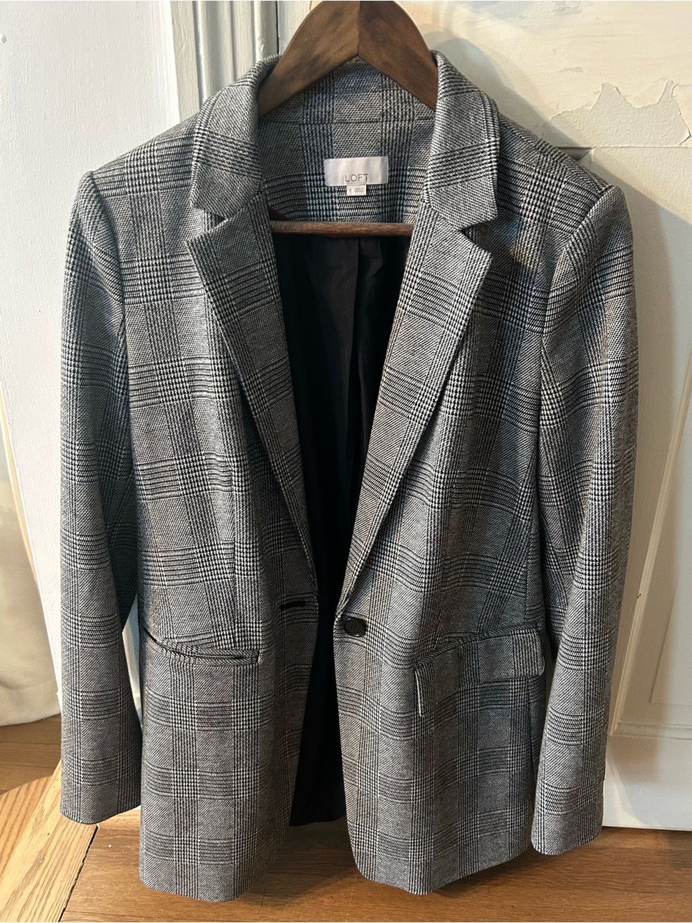 LOFT Gray Plaid Single-Button Blazer